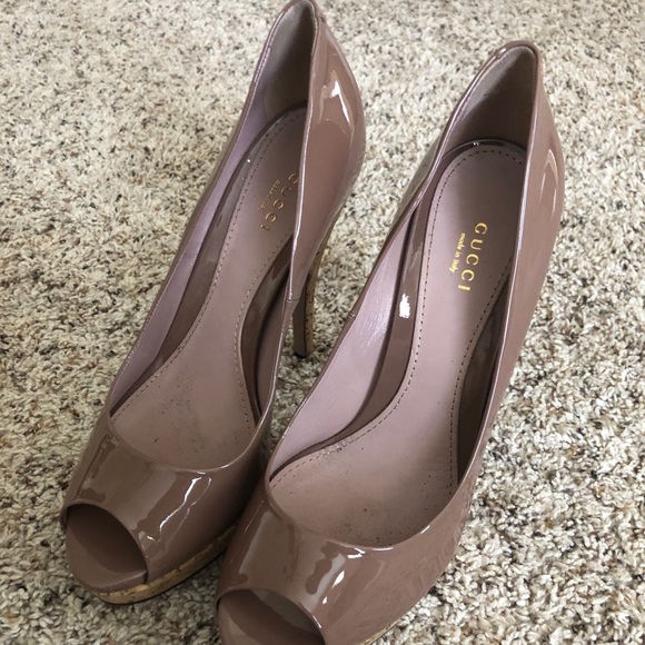 Women’s Gucci Patent Leather Heel - Picture 2 of 5